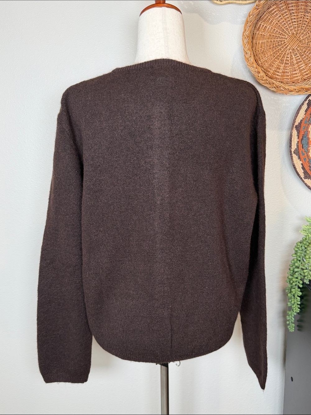Soft & Cozy NEW H&M Button Up Cardigan Brown Size Medium - Picture 4 of 13